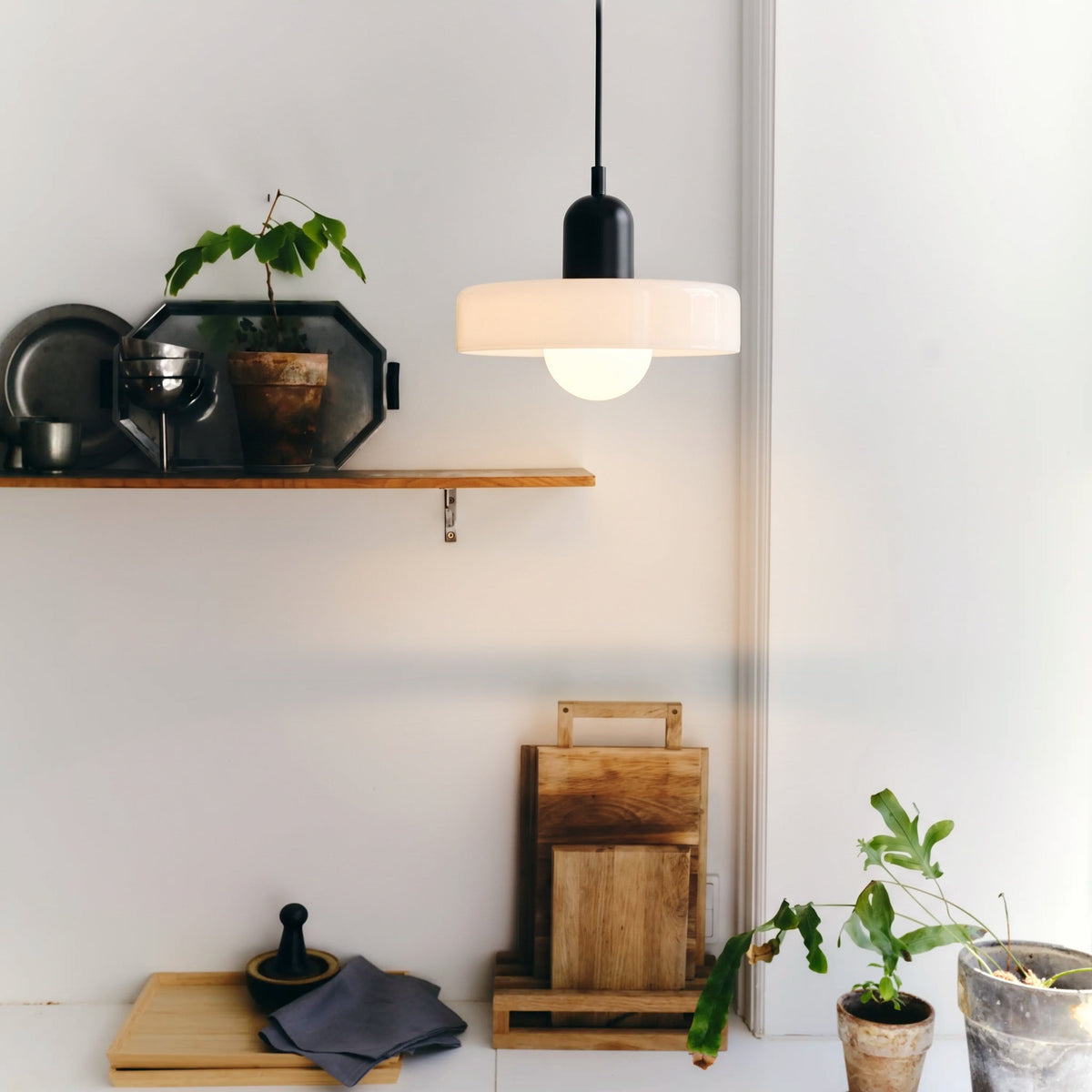 PENDANT LIGHTS