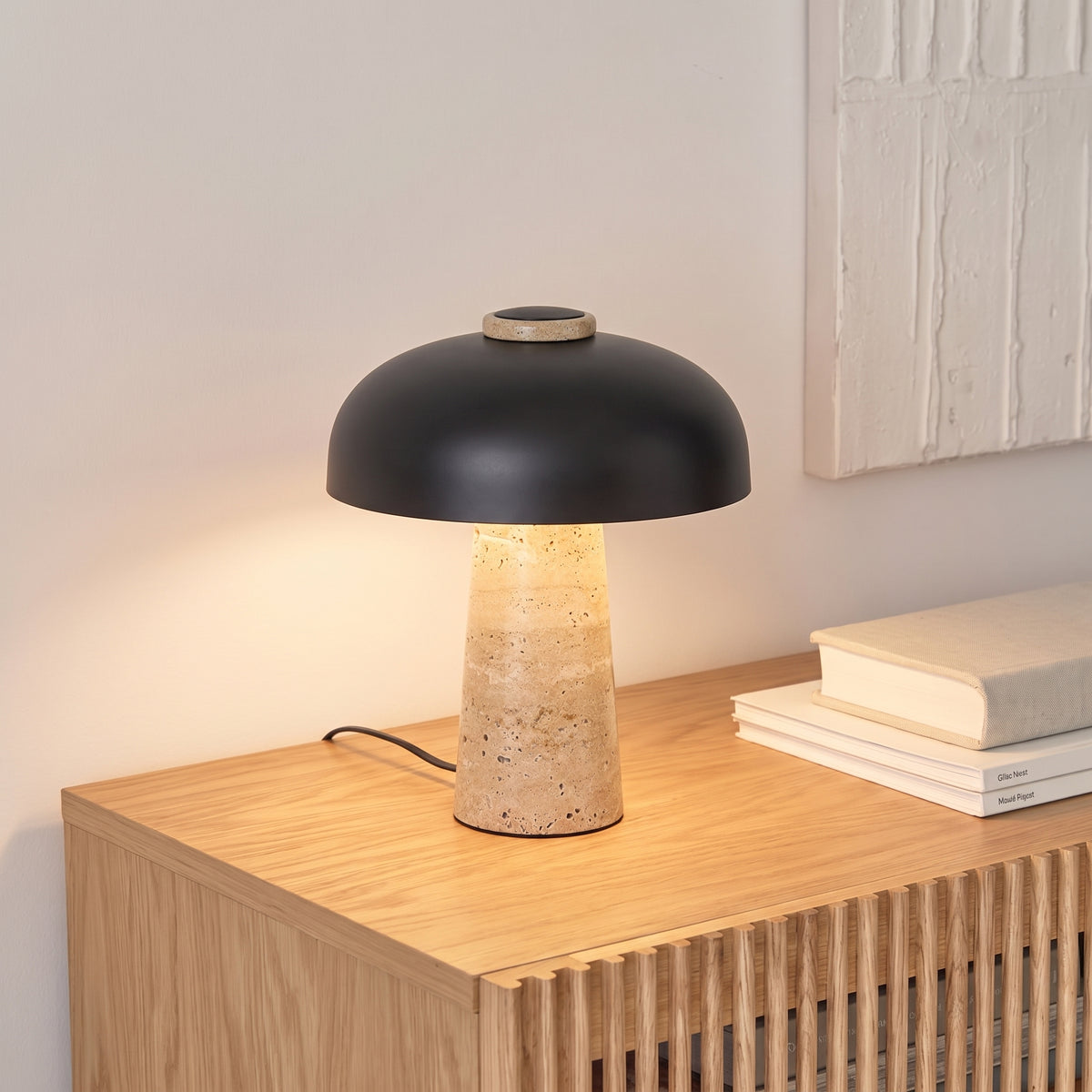 Lámpara de mesa Kupol de travertino