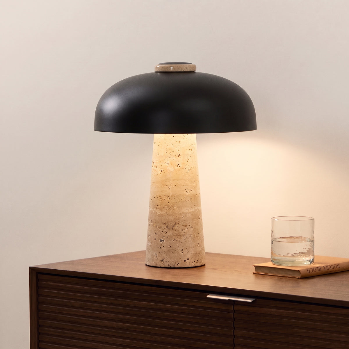 Lámpara de mesa Kupol de travertino