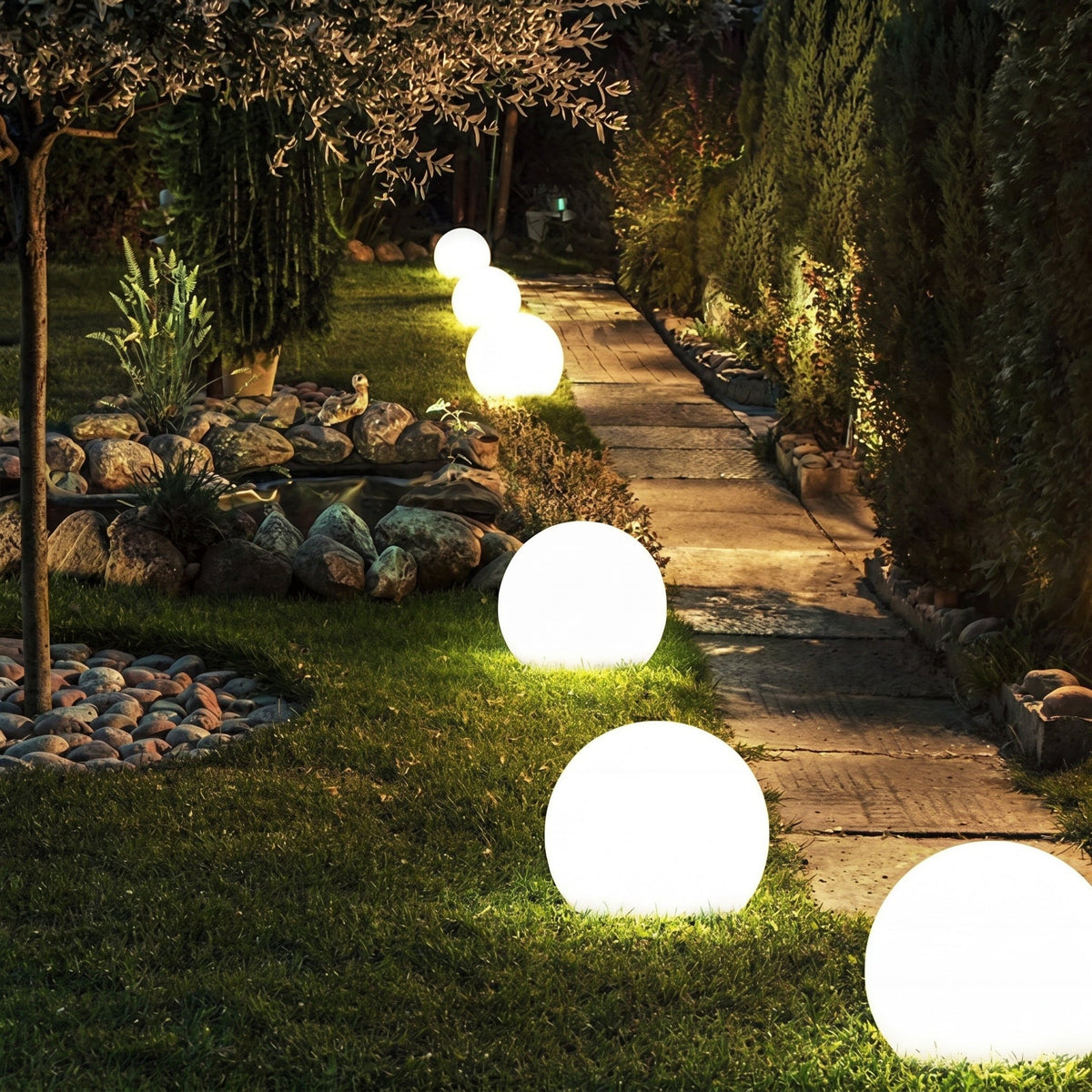 Solcellehavekugle – trådløs udendørslampe
